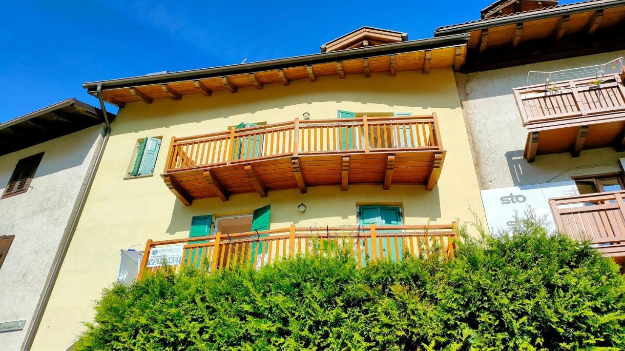 Villa Casa Emma Mezzana  Exterior foto