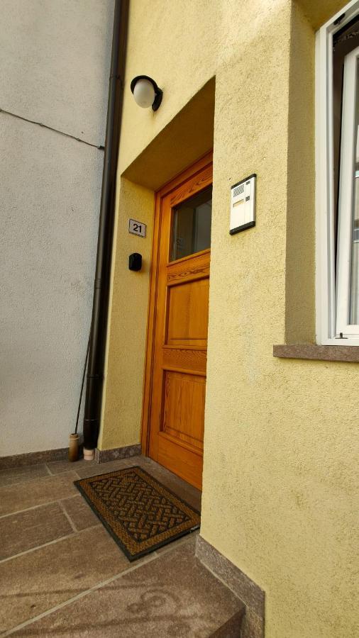 Villa Casa Emma Mezzana  Exterior foto